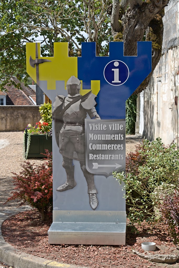 loches frankrijk france Indre-et-Loire indre loire kasteel chateau erfgoed abdij kerk